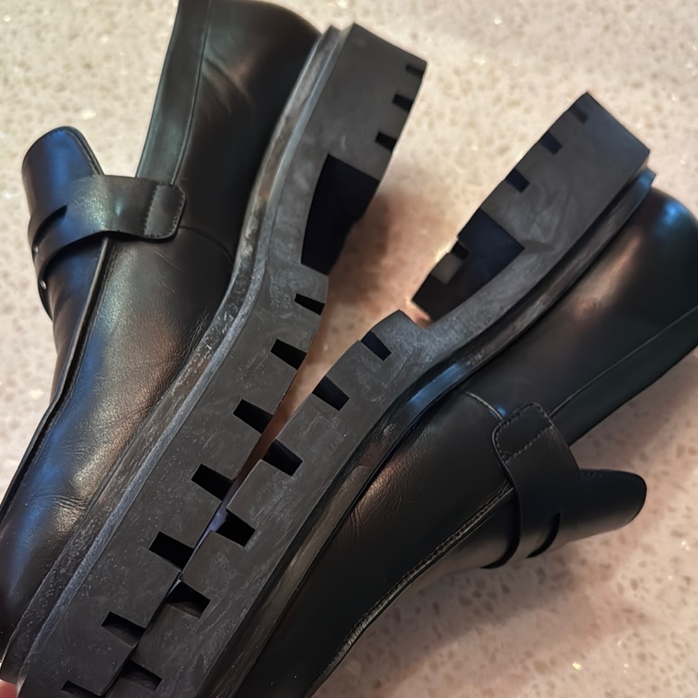 Stuart Weitzman Black Leather Loafers - Picture 7 of 11